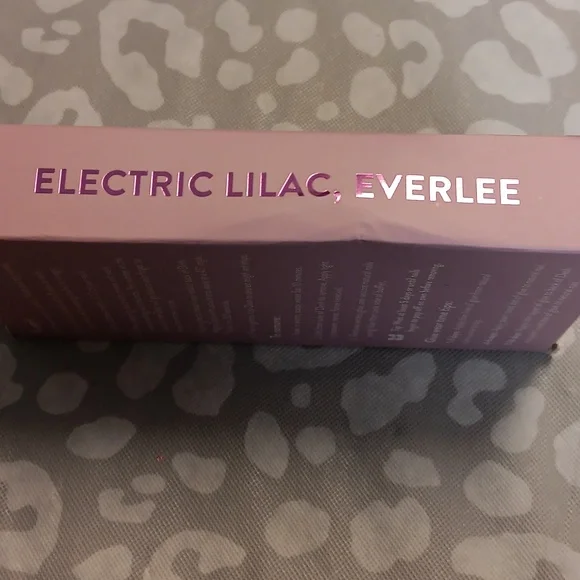 Electric Lilac, Everlee Red Aspen Nail Dash Set - Picture 3 of 5